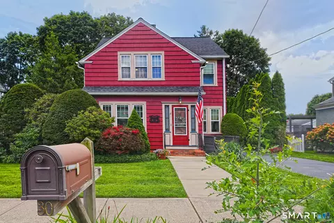 30 Lincoln St, West Haven, CT 06516