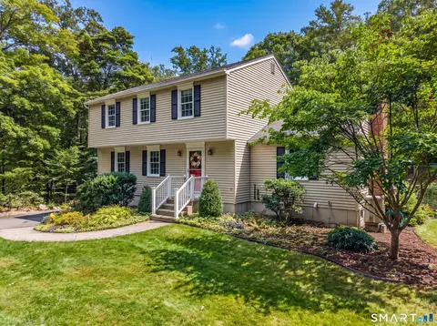 Exterior - 3 Marian Ln, Clinton, CT 06413 photo 3 of 11