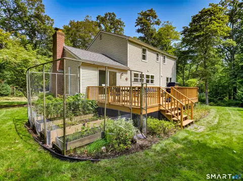 Exterior - 3 Marian Ln, Clinton, CT 06413 photo 8 of 11