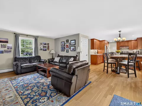 Living - 3 Marian Ln, Clinton, CT 06413 photo 4 of 6