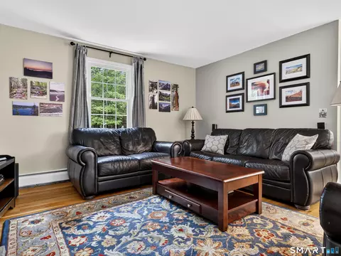 Living - 3 Marian Ln, Clinton, CT 06413 photo 2 of 6