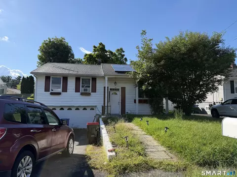 5 Quaker Rd, Norwalk, CT 06854