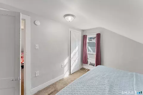 Bedroom - 235 Ballouville Rd, Killingly, CT 06233 photo 2 of 3