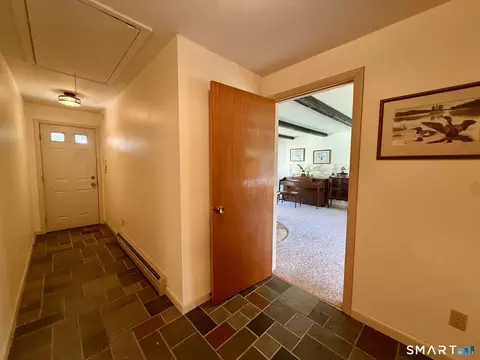 Entry Way - 347 Fairlea Rd, Orange, CT 06477 photo 4 of 4