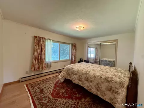 Bedroom - 347 Fairlea Rd, Orange, CT 06477 photo 7 of 8