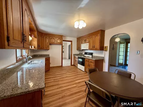 Kitchen - 347 Fairlea Rd, Orange, CT 06477 photo 2 of 3