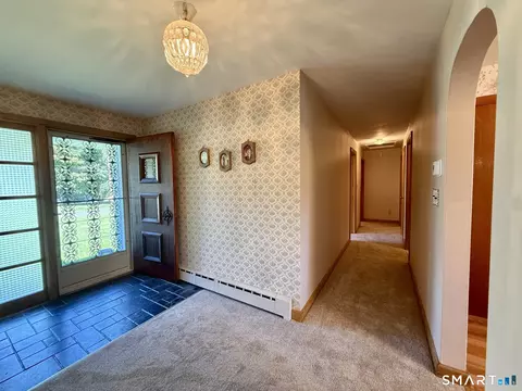 Entry Way - 347 Fairlea Rd, Orange, CT 06477 photo 2 of 4