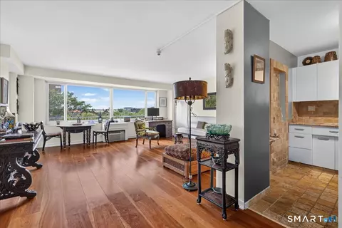 100 York St #7B, New Haven, CT 06511