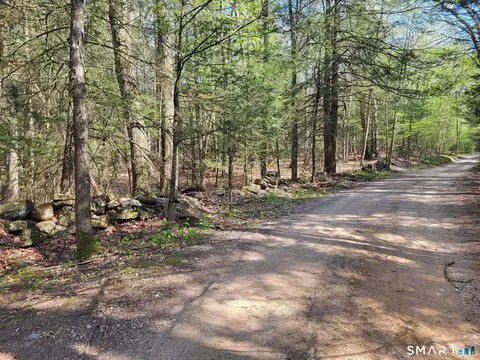 00 Pole Bridge Rd, Woodstock, CT 06281