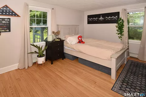 Bedroom - 331 Tunxis Ave, Bloomfield, CT 06002 photo 5 of 6
