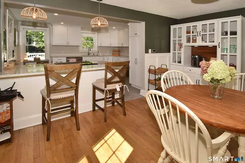 Kitchen - 331 Tunxis Ave, Bloomfield, CT 06002 photo 5 of 7