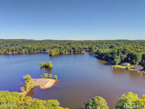 91 Beaver Dam Rd, Woodstock, CT 06282
