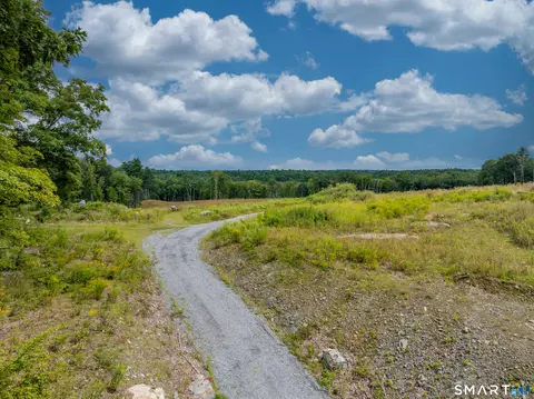 231 Edmond Rd, Griswold, CT 06351 photo 4