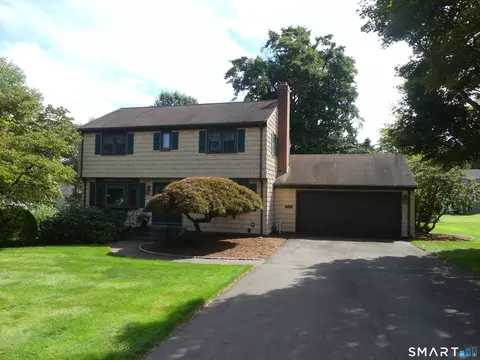 89 Partridge Dr, Newington, CT 06111