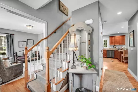 Entry Way - 75 Montague St, Wethersfield, CT 06109 photo 1 of 5
