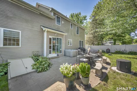Exterior - 75 Montague St, Wethersfield, CT 06109 photo 4 of 4