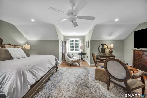 Bedroom - 75 Montague St, Wethersfield, CT 06109 photo 4 of 5