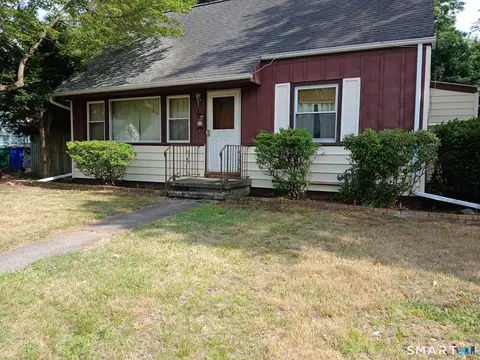 11 Cardinal Pl, Stratford, CT 06614