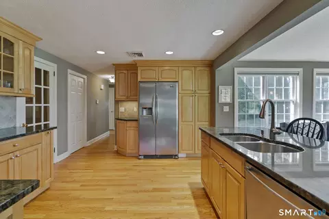 Kitchen - 39 Clovercrest Rd, Wethersfield, CT 06109 photo 1 of 3