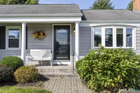 Exterior - 39 Clovercrest Rd, Wethersfield, CT 06109 photo 2 of 13