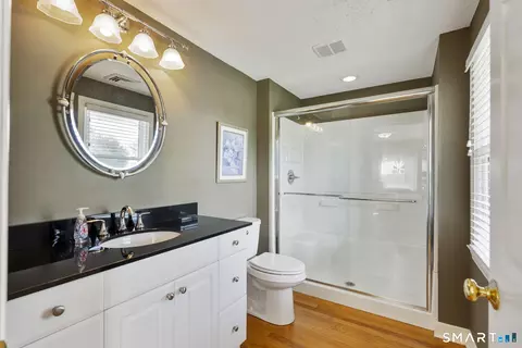 Bath - 39 Clovercrest Rd, Wethersfield, CT 06109 photo 2 of 2