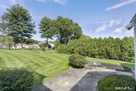 Exterior - 39 Clovercrest Rd, Wethersfield, CT 06109 photo 9 of 13