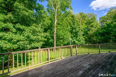 Exterior - 9 Deacon Abbott Ln S, Redding, CT 06896 photo 6 of 14