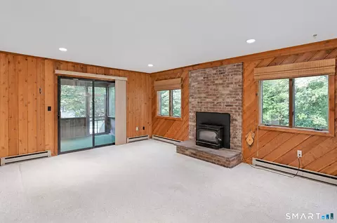 Living - 9 Deacon Abbott Ln S, Redding, CT 06896 photo 5 of 6