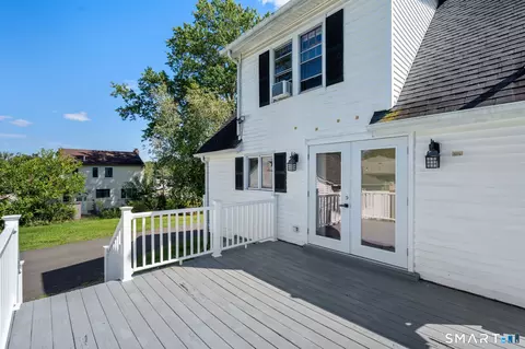 Exterior - 85 Amherst St, Wethersfield, CT 06109 photo 4 of 13