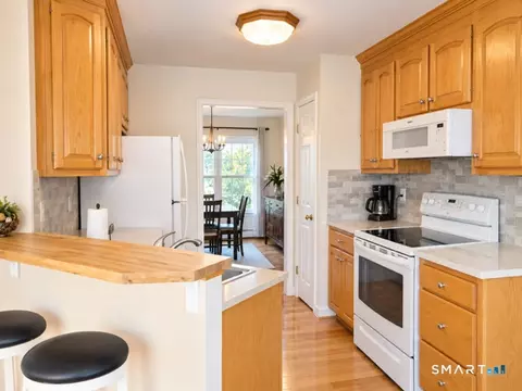 Kitchen - 23 Clark Rd, Broad Brook, CT 06016 photo 4 of 5