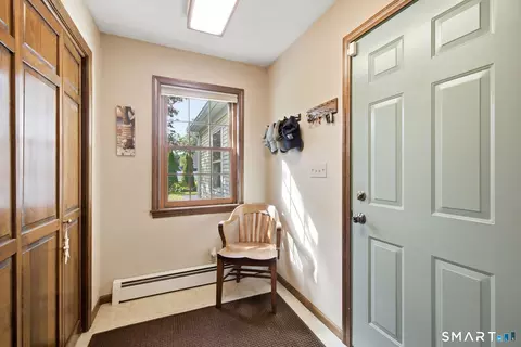 Entry Way - 26 Devine Rd, Suffield, CT 06078 photo 2 of 3