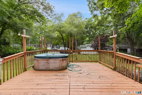 Exterior - 17 Evergreen Park, Clinton, CT 06413 photo 1 of 7