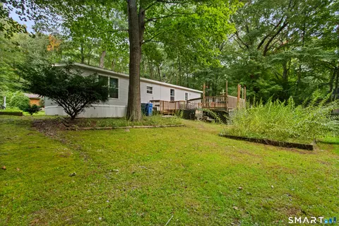 Exterior - 17 Evergreen Park, Clinton, CT 06413 photo 3 of 7