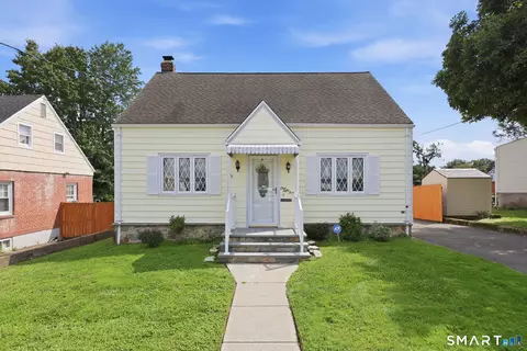 155 Baker St, Bridgeport, CT 06606