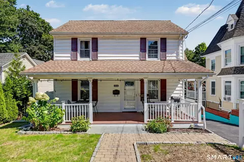 215 Knickerbocker Ave, Stamford, CT 06907