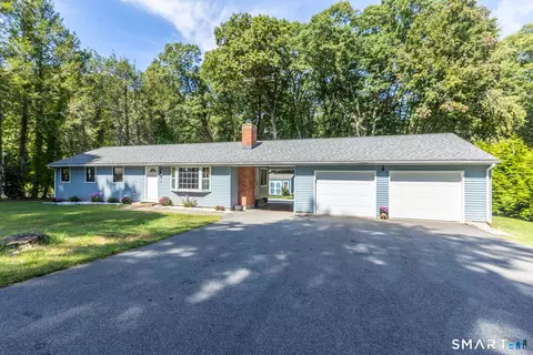 41 Oak Hill Rd, Rocky Hill, CT 06067