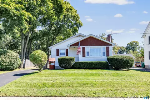 90 Elliott St, Stratford, CT 06614