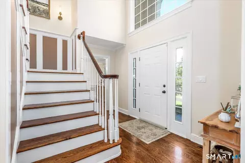 Entry Way - 27 Brittany Dr, Durham, CT 06422 photo 1 of 4