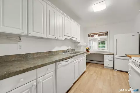 Kitchen - 5 Windward Rd, Norwalk, CT 06854 photo 2 of 5