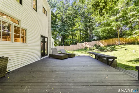Exterior - 237 Strobel Rd, Trumbull, CT 06611 photo 5 of 8