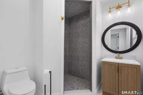 Bath - 237 Strobel Rd, Trumbull, CT 06611 photo 5 of 5
