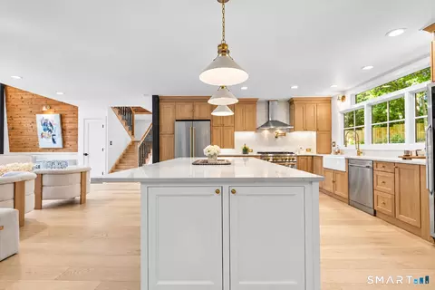 Kitchen - 237 Strobel Rd, Trumbull, CT 06611 photo 2 of 4