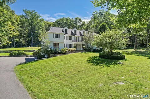2141 Ponus Rdg, New Canaan, CT 06840