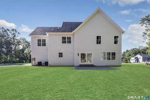 Exterior - 361 Spring Hill Rd, Monroe, CT 06468 photo 2 of 2