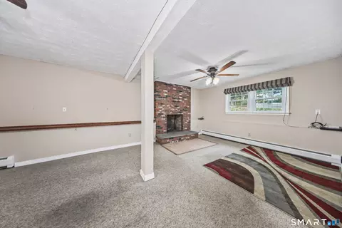 Living - 68 Eagle Pl, West Haven, CT 06516 photo 6 of 6