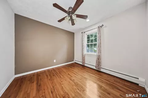 Bedroom - 68 Eagle Pl, West Haven, CT 06516 photo 6 of 6