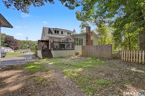 Exterior - 89 Broad St, Killingly, CT 06239 photo 5 of 7