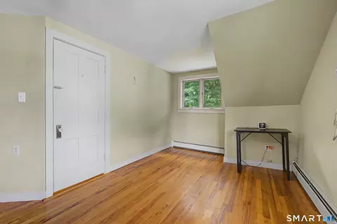 Bedroom - 89 Broad St, Killingly, CT 06239 photo 4 of 8
