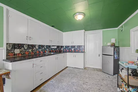 Kitchen - 89 Broad St, Killingly, CT 06239 photo 5 of 6