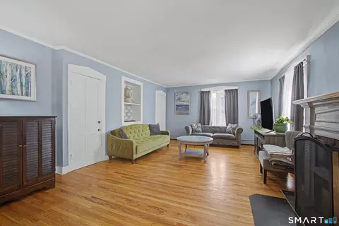 Living - 89 Broad St, Killingly, CT 06239 photo 3 of 6